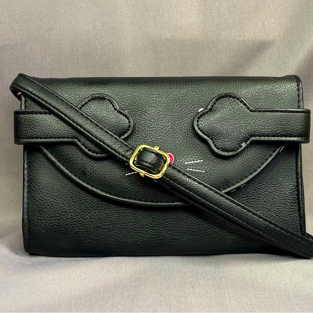 💋💗😻Betsey Johnson “Peek-a-boo Kitty” Crossbody/Clutch😻💗💋